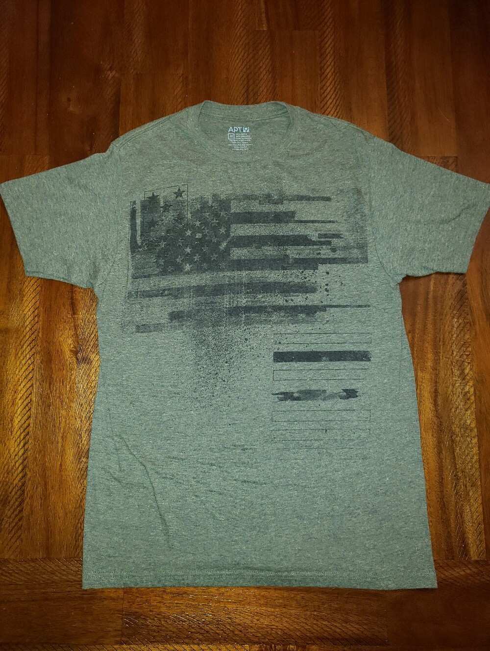 APT 9 T-shirt